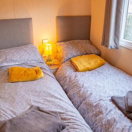 Luxury Lancaster Lodge - The Best Hot Tub Getaway! Tattershall Kültér fotó