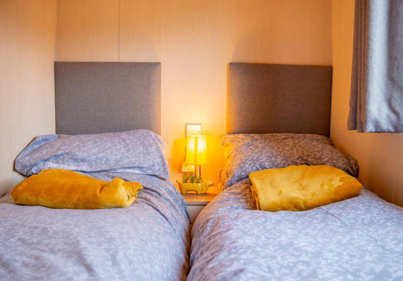 Luxury Lancaster Lodge - The Best Hot Tub Getaway! Tattershall Kültér fotó