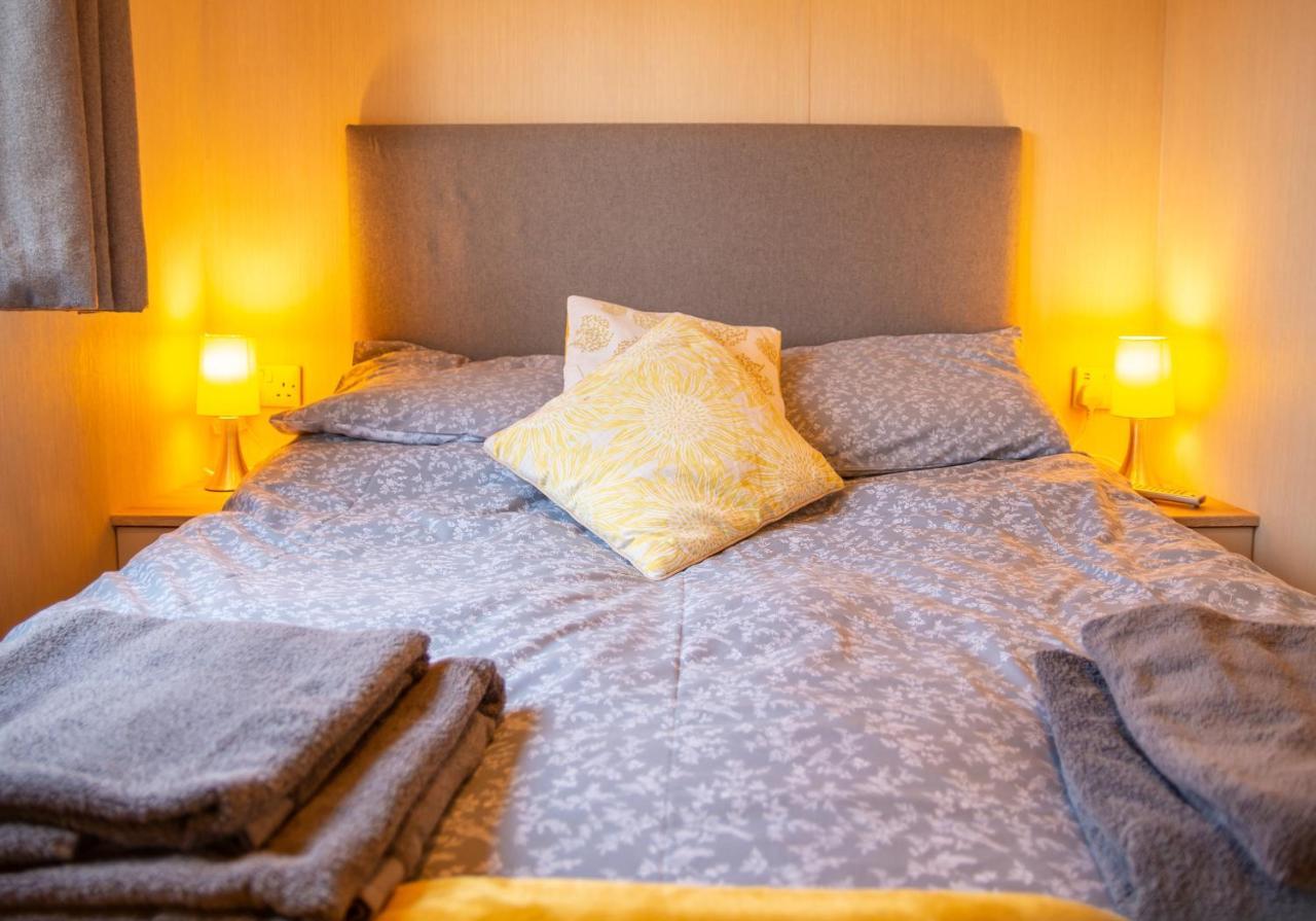 Luxury Lancaster Lodge - The Best Hot Tub Getaway! Tattershall Kültér fotó