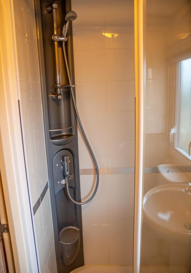 Luxury Lancaster Lodge - The Best Hot Tub Getaway! Tattershall Kültér fotó